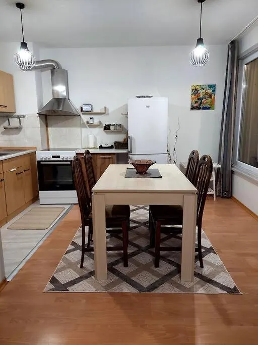 Doris' 1 Bedroom Apartment Σόφια